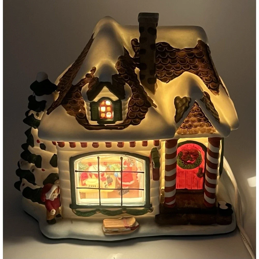 Pfaltzgraff Christmas Heritage House Toy Shop Electric Lighted 1st In Series